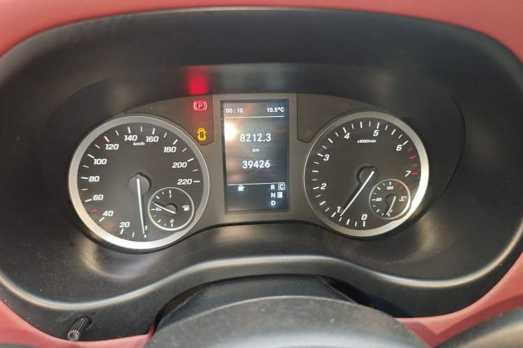 Used Mercedes-Benz Vito 2020 2.0T Business Version 7 Seats
