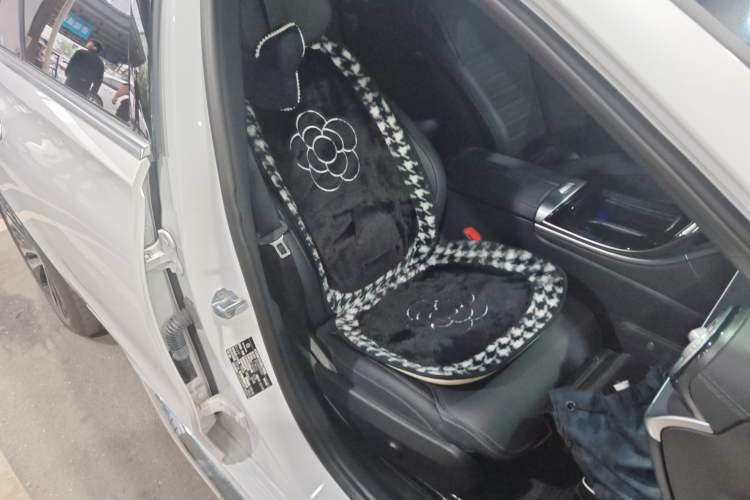 Used Mercedes-Benz C-Class New Energy 2024 Revised Version C 350 eL