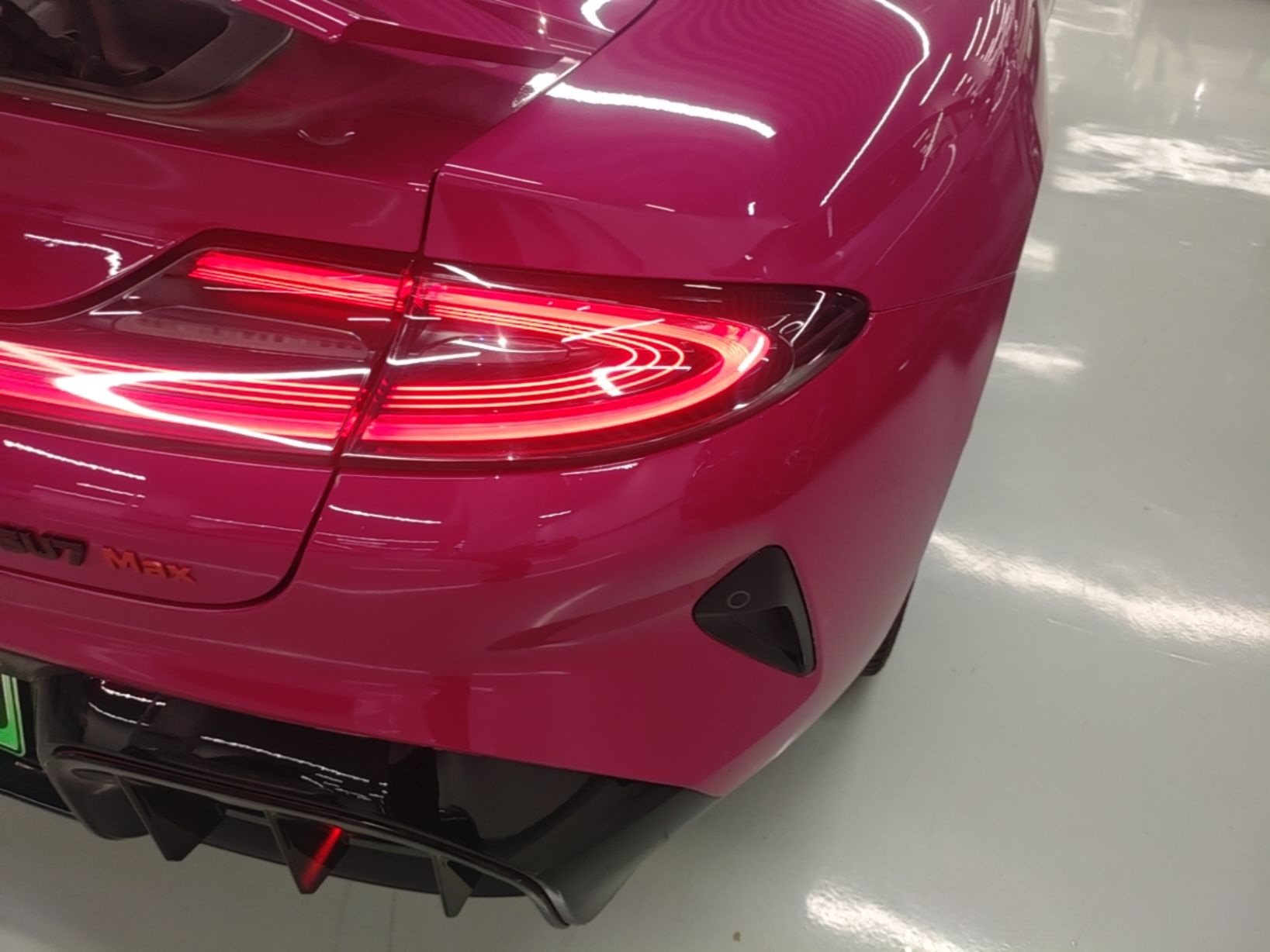 Xiaomi Auto SU7 2024 Four-Wheel Drive Ultra-Long Range Advanced Intelligent Driving Max Edition — снимка 9