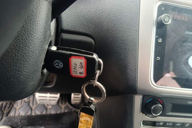 Used Volkswagen Polo 2018 1.5L Cross Polo Automatic Vehicle Key