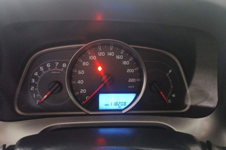 Used Toyota RAV4 2016 2.0L CVT Two-Wheel Drive Fashion Edition China V Standard
