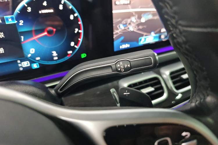 Used Mercedes-Benz GLE 2021 GLE 350 4MATIC Stylish Model Gear Lever