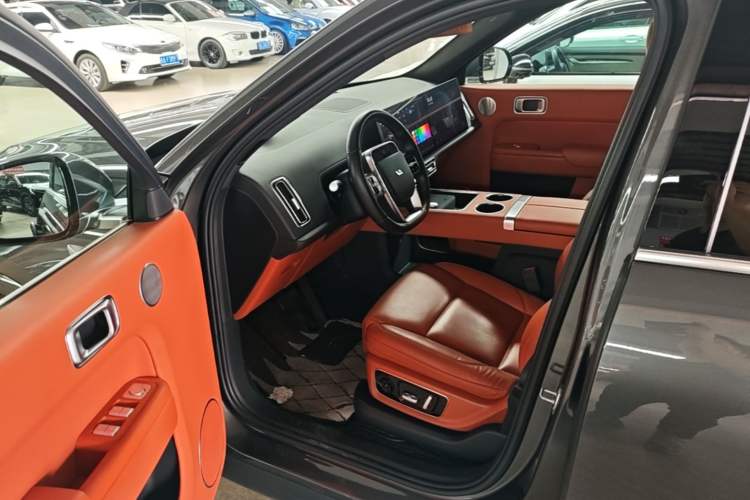 Used Li Auto L8 2023 Max model
