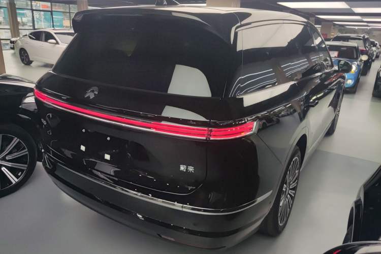 Used Nio ES8 2026 Model 7-seat Executive Luxury Edition Rear Right 45 Deg