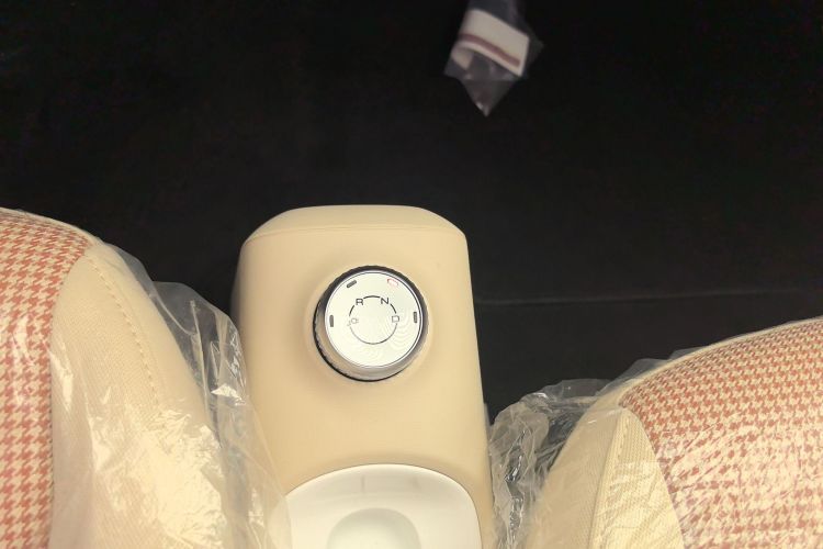 Used Wuling Hongguang MINIEV 2024 3rd Generation 215km Youth Edition Gear Lever