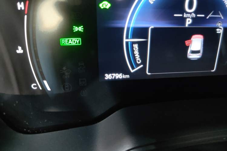 Used Toyota FRONTLANDER 2023 2.0L Smart Electric Hybrid Dual-Engine Leading Edition