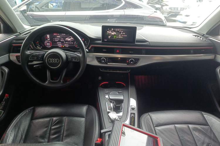 Used Audi A4L 2018 30th Anniversary Edition 40 TFSI Fashion Model