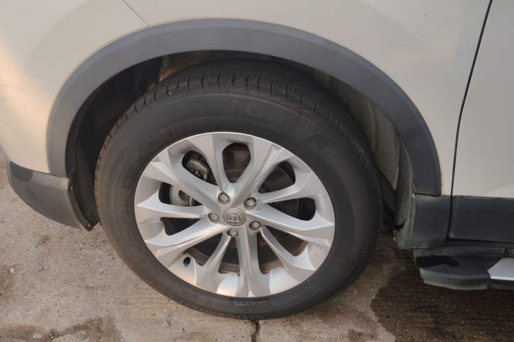 Used Brilliance V3 2017 1.5L Manual Smart Model