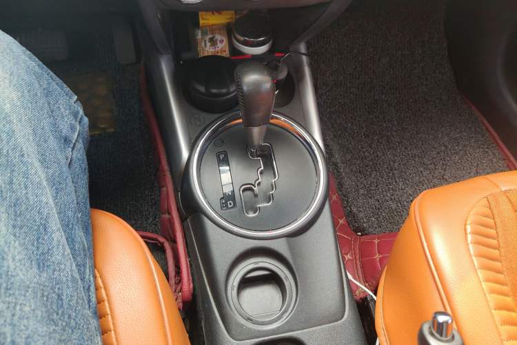 Used Mitsubishi ASX 2016 2.0L CVT Two-Wheel Drive Navigation Edition
