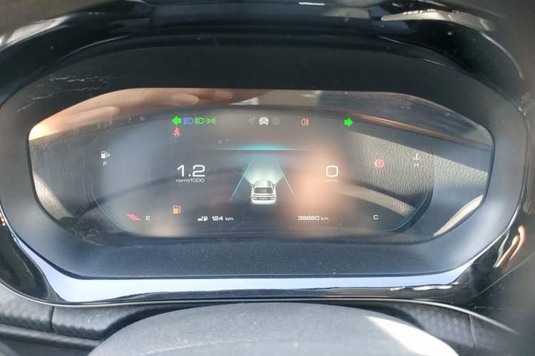 Used Baojun RM-5 2019 1.5T Manual Elite Version with 24-Hour Online Service 6 Seats