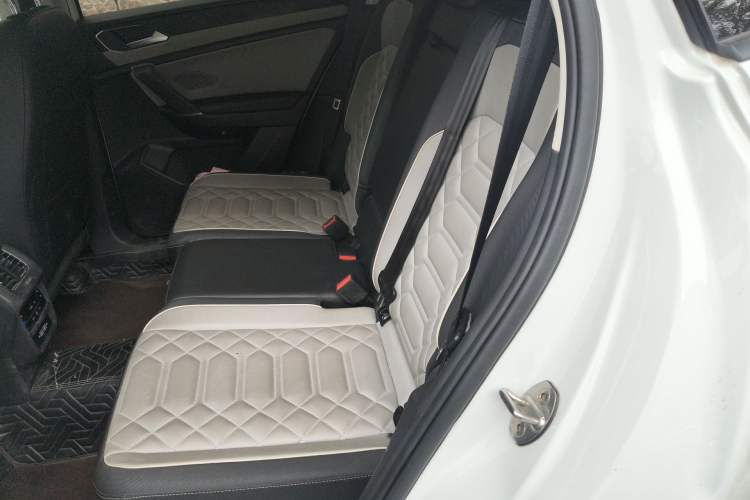 Used Volkswagen Tayron 2023 330TSI Two-Wheel-Drive Luxury Plus Advanced Version