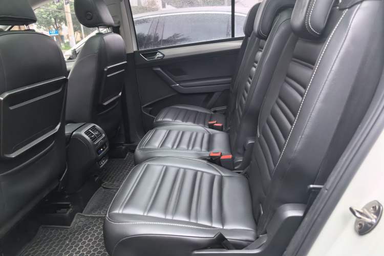 Used Volkswagen Touran 2018 Volkswagen Touran L 280TSI DSG Comfort Edition 7 Seats China V Emission Standard
