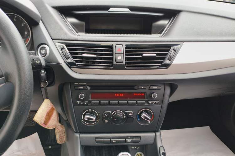 Used BMW X1 2014 sDrive18i Fashion Model