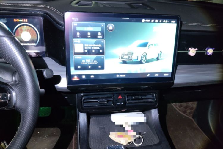 Used GAC Trumpchi GS8 2022 Dual-Engine Series 2.0TM Two-Wheel Drive Prestige Edition (7 Seats)
