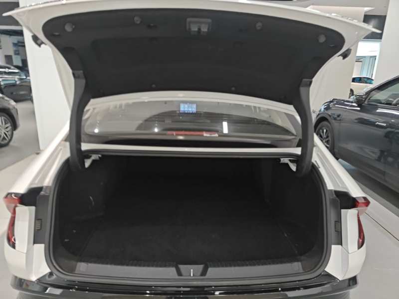 Used Wuling Xingguang 2024 Co-Creation Edition 410 Standard Model — 18