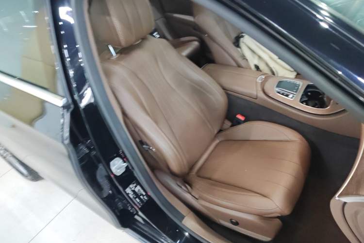 Used Mercedes-Benz E-Class 2021 E 300 L Luxury Model
