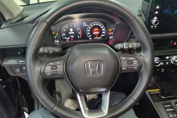 Used Honda CR-V 2023 240TURBO Two-Wheel-Drive Luxury Version 5 Seats
