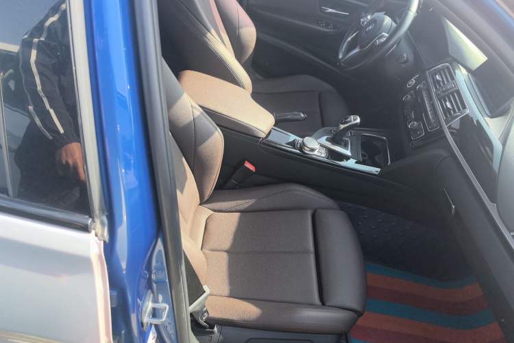 Used BMW 3 Series 2018 320Li Leading Model M Sport Package