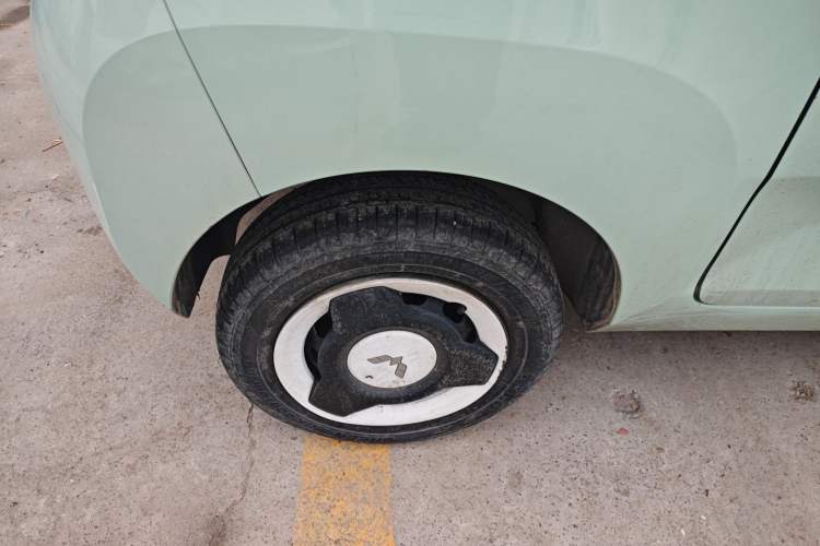 Used Wuling Hongguang MINIEV 2021 Macaron Premium Model – Lithium Iron Phosphate
