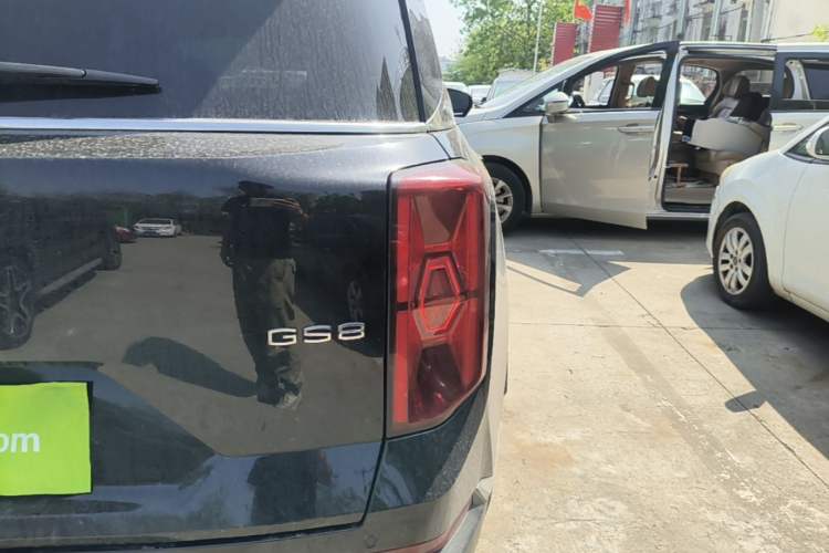 Used GAC Trumpchi GS8 2022 Linghang Series 2.0 TGDI Two-Wheel-Drive Luxury Smart Connectivity Version (7 Seats)