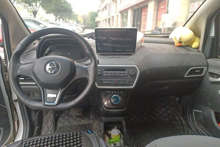 Used JMEV E200L 2020 E200L Standard Model (302 KM)