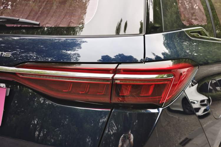 Used BYD Song MAX New Energy 2022 DM-i 105KM Flagship Model