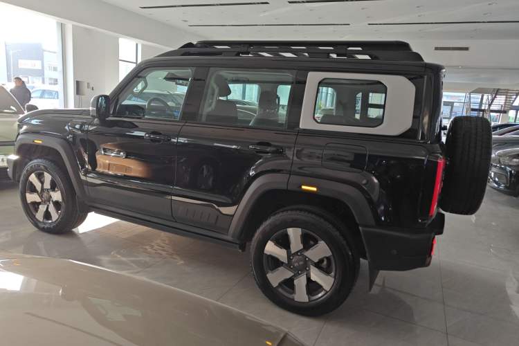 Used BAIC Off-Road BJ40 Electric Drive 2025 Advanced Edition
