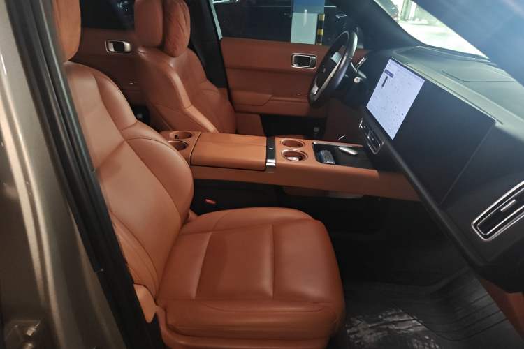 Used Li Auto L9 2022 Max model
