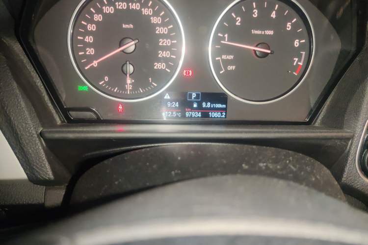 Used BMW 2 Series 2014 220i Leading Model