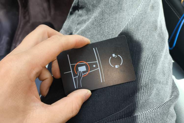 Used Tesla Model Y 2021 Long-Range All-Wheel-Drive Version Vehicle Key