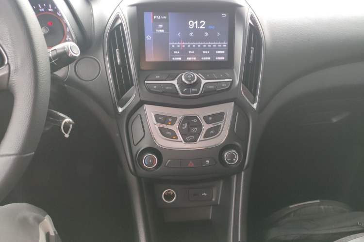 Used Chery Arrizo 5 2016 1.5L Manual Lingrui Edition Audio And AC Panel