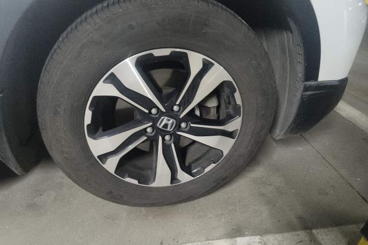 Used Honda CR-V 2017 240TURBO CVT Front-Wheel Drive Fashion Edition