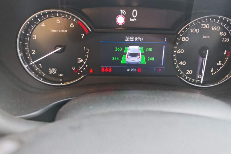 Used Cadillac XT4 2018 28T Two-Wheel Drive Leading Version