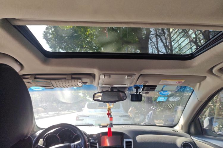 Used Chevrolet Cruze 2013 Hatchback 1.6T Automatic Flagship Model