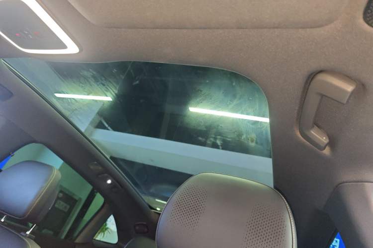 Used Zeekr 7X 2025 100 kWh Long-Range Rear-Wheel Drive with Intelligent Driving Features