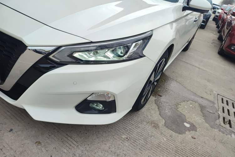 Used Nissan Teana 2021 2.0L XL Upper AD1 Smart Drive & Navigation Edition Left Front Headlight