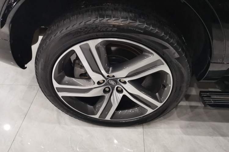 Used Land Rover Discovery 2021 360 PS R-Dynamic SE
