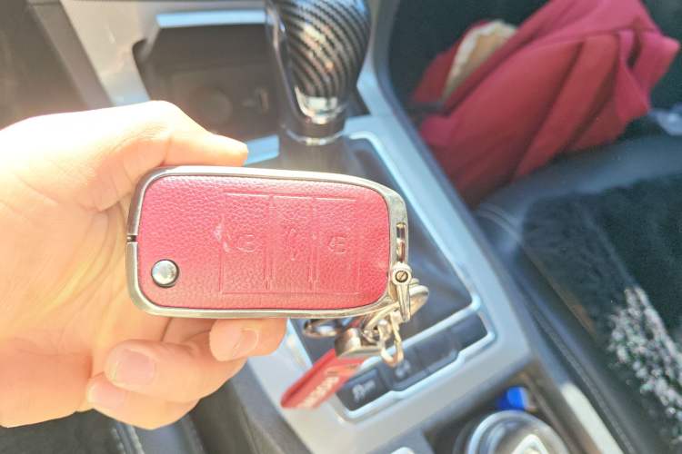 Used Roewe RX5 2019 20T Two-Wheel Drive Automatic 4G Connected Platinum Edition