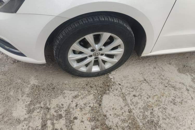 Used Volkswagen Lavida 2017 1.6L Automatic Comfort Edition
