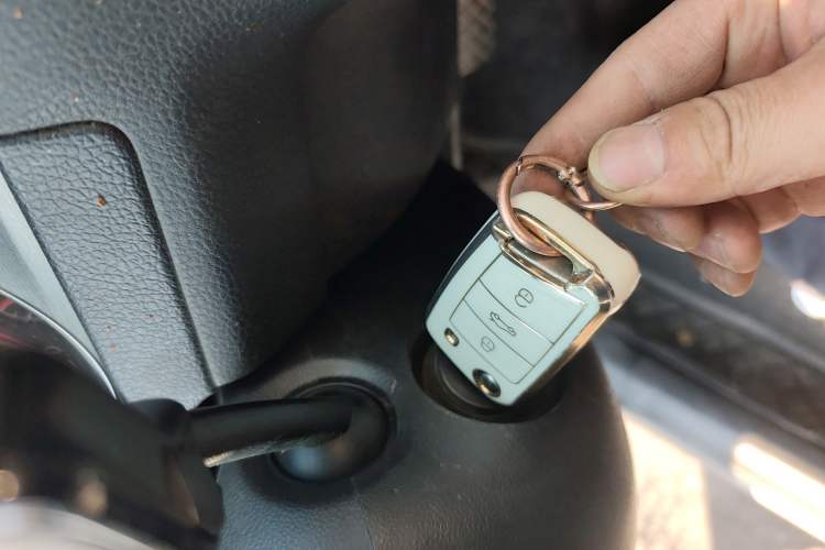 Used Volkswagen Golf 2016 230TSI Automatic Comfort Version Vehicle Key