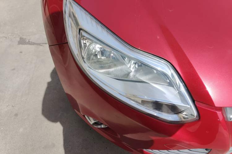 Used Ford Focus 2012 Hatchback 1.6L Manual Fashion Edition
