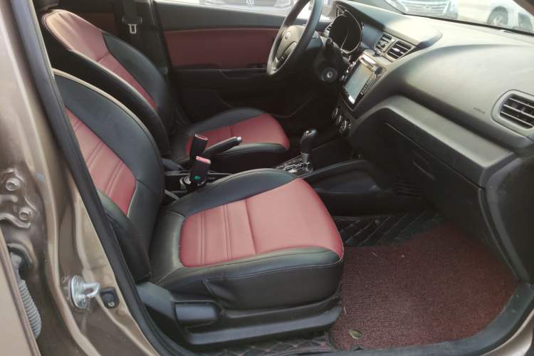 Used Kia K2 2015 Hatchback 1.4L AT GLS Cool Edition