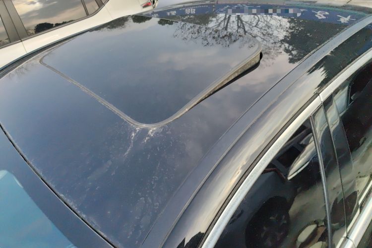 Used Mercedes-Benz E-Class 2017 E 300 L Sporty and Stylish Model
