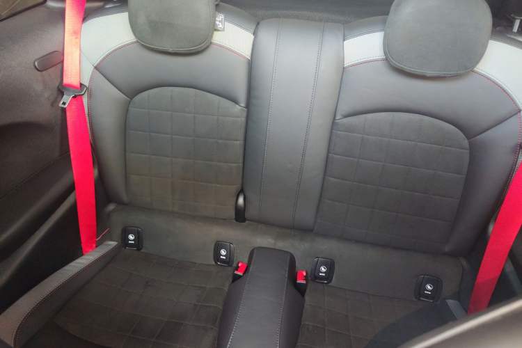 Used MINI JCW 2021 2.0T JOHN COOPER WORKS
