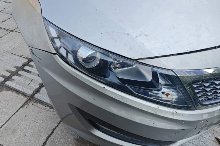 Used Kia K5 2012 2.0L Automatic GLS Right Front Headlight