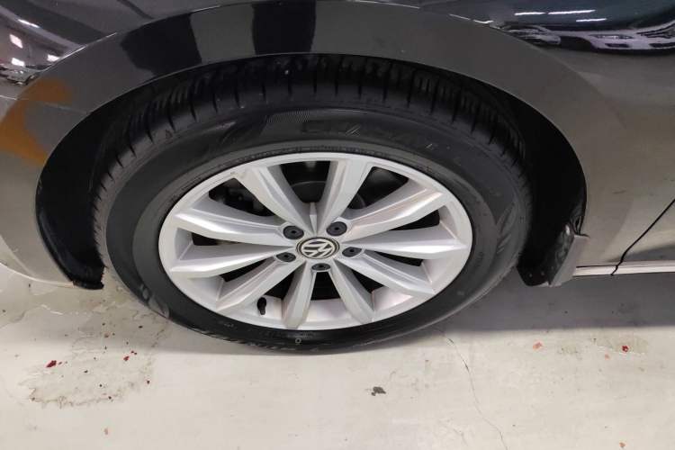 Used Volkswagen Magotan 2019 330TSI DSG Leading Model China VI Standard