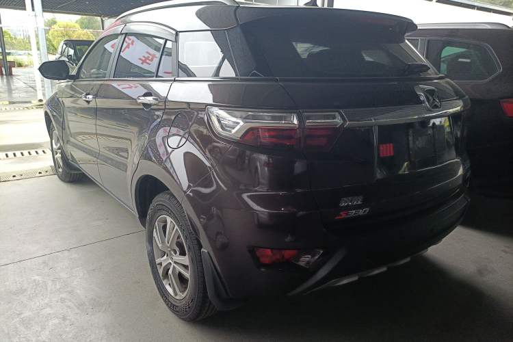 Used JMC Yusheng S330 2016 1.5L GTDi Automatic Two-Wheel Drive Comfort Edition
