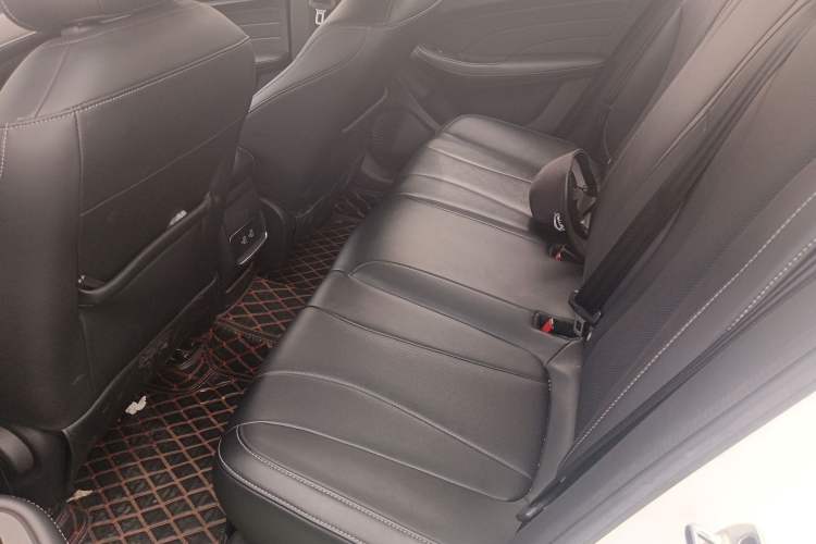 Used Roewe i5 2019 1.5L Manual 4G Connectable Langhao Edition
