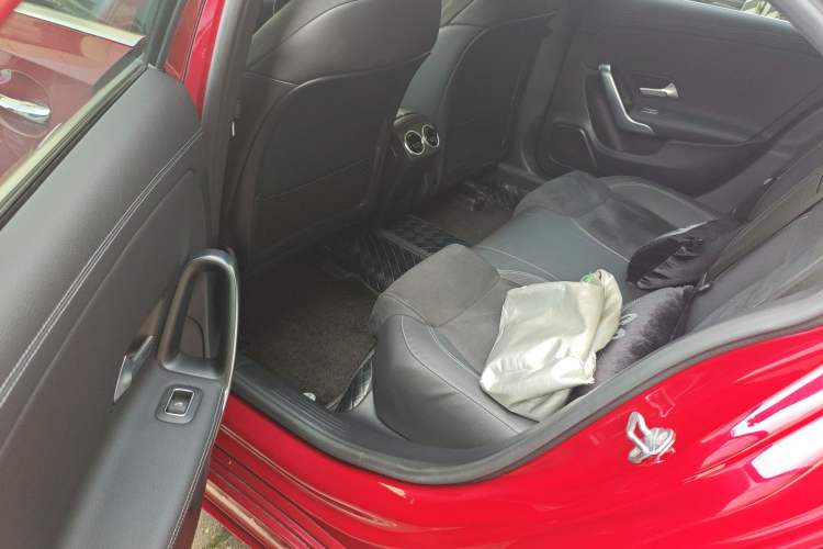 Used Mercedes-Benz A-Class 2021 A 200 L Sport Sedan Fashion Model
