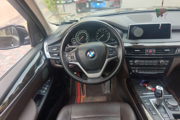 Used BMW X5 2018 xDrive28i
